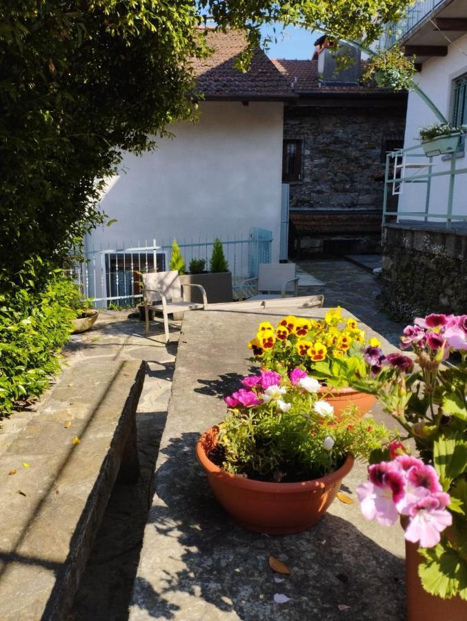 B&B Il Poggiolo ストレーザ エクステリア 写真